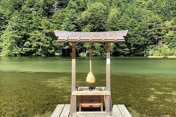 Kamikochi Feel nature and Hiking 1 day trip (near Takayama)