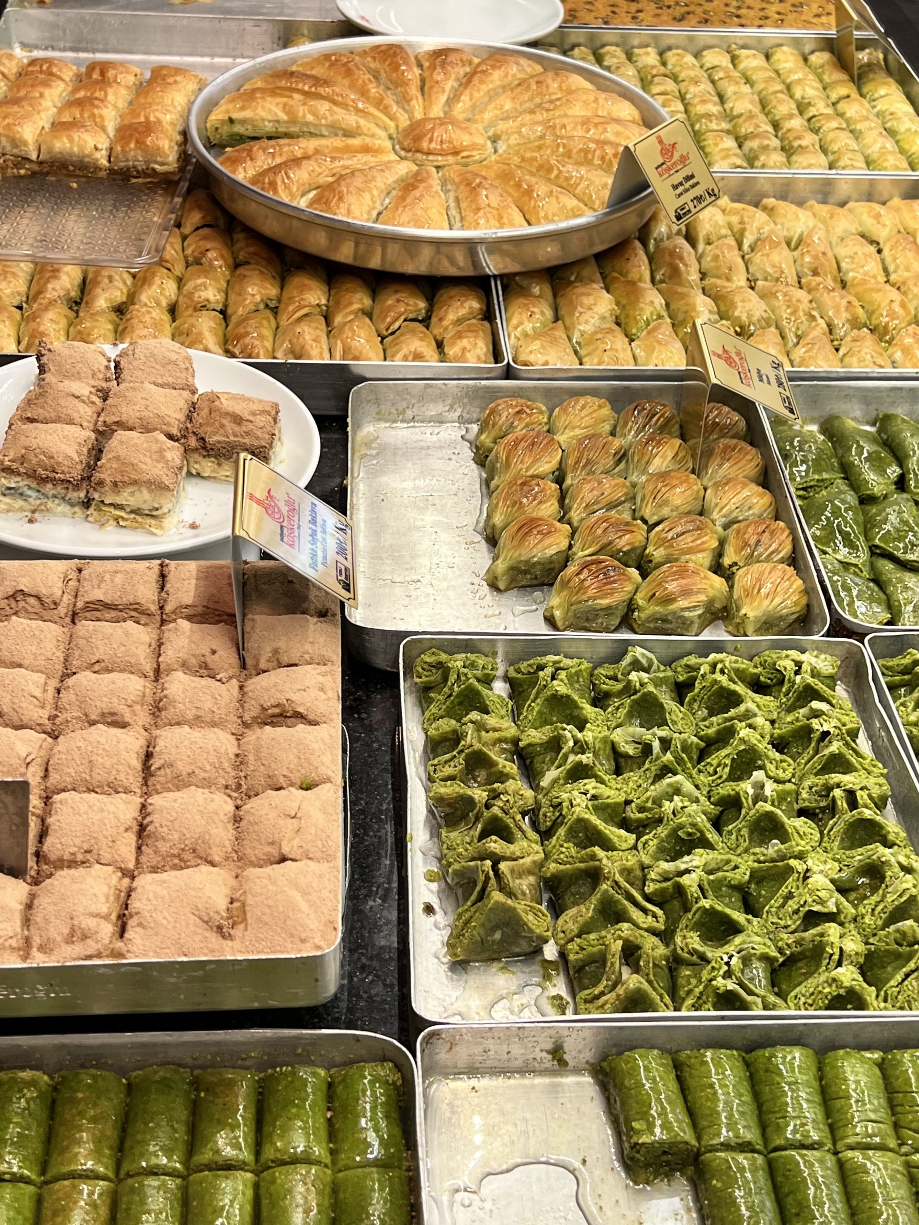 The best and the freshest baklava store in Istanbul