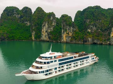 Luxury Cruise Tour of Hạ Long Bay from Halong International Port