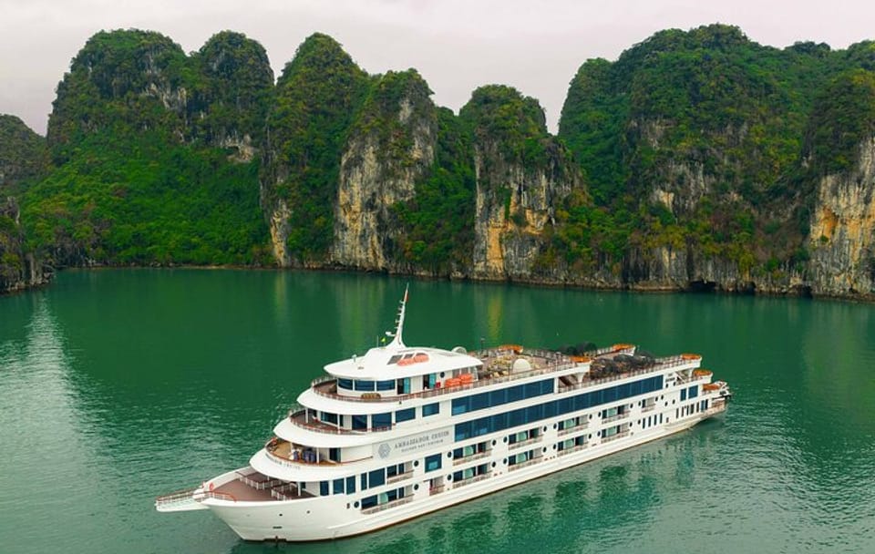 Luxury Cruise Tour of Hạ Long Bay from Halong International Port