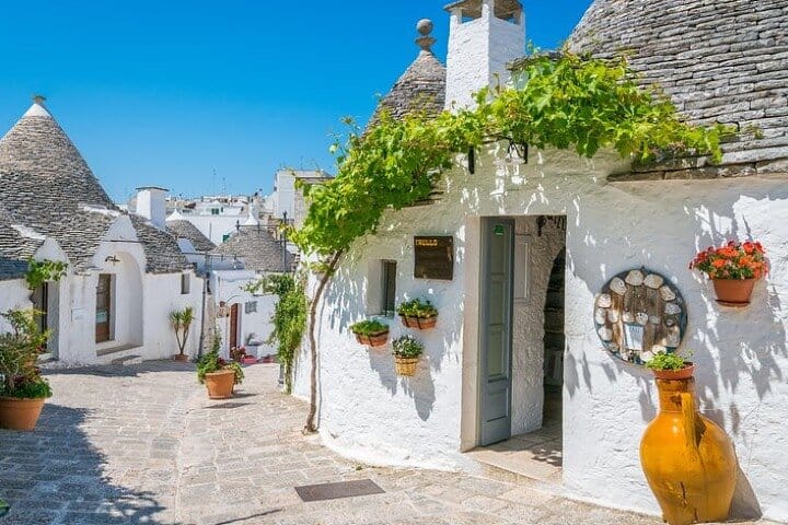 Day Trip to Alberobello and Matera from Bari with shared transfer 4