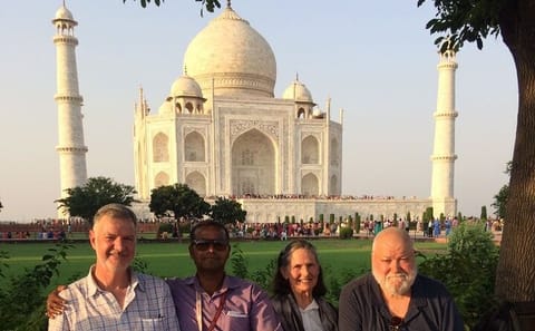 Agra Icons Tour: Taj Mahal, Agra Fort, and Baby Taj