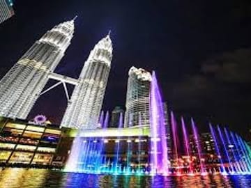 Kuala Lumpur Evening City Tour with Fountain Show and KL Tower