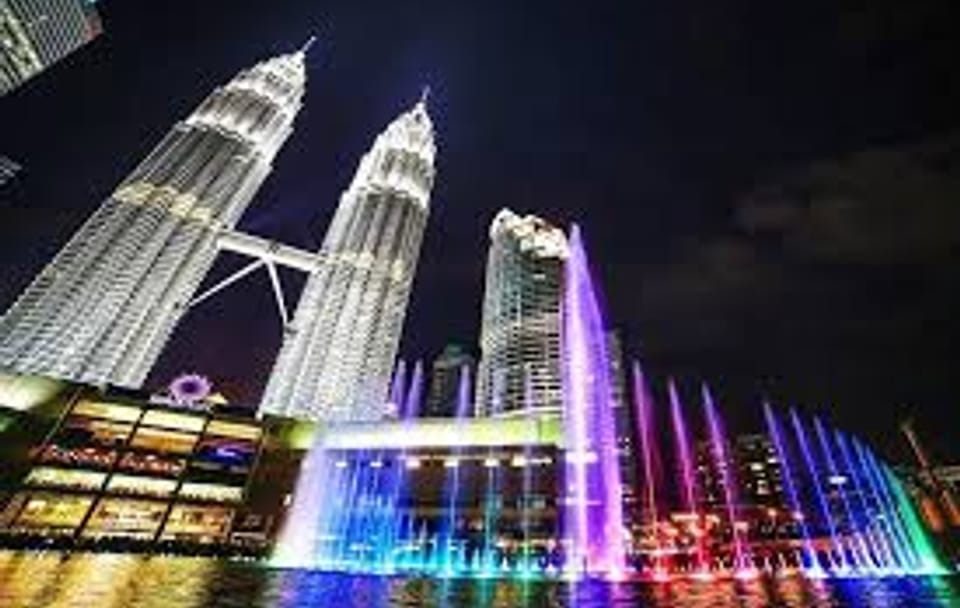 Kuala Lumpur Evening City Tour with Fountain Show and KL Tower