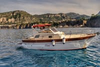 Private Tour to Capri & Positano from Sorrento Classic Gozzo 850  1