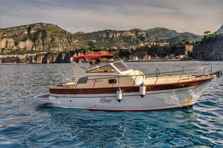 Private Tour to Capri & Positano from Sorrento Classic Gozzo 850 