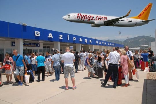 Private Transfer: Alanya to Gazipasa Airport GZP
