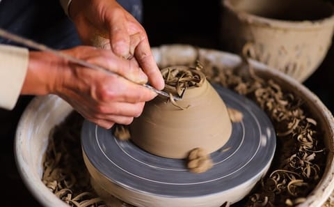 Pottery Making and Local Market Tour in Dali, China