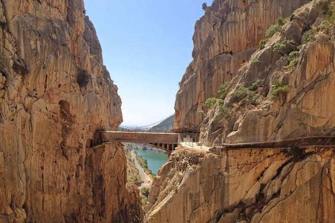 Caminito del rey tour from Malaga by MALAGA ACTIVA TOURS.