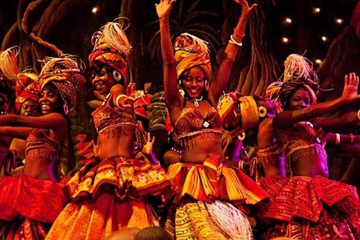 Nairobi Museum Snake Park Giraffe Center and Beads Center Tour