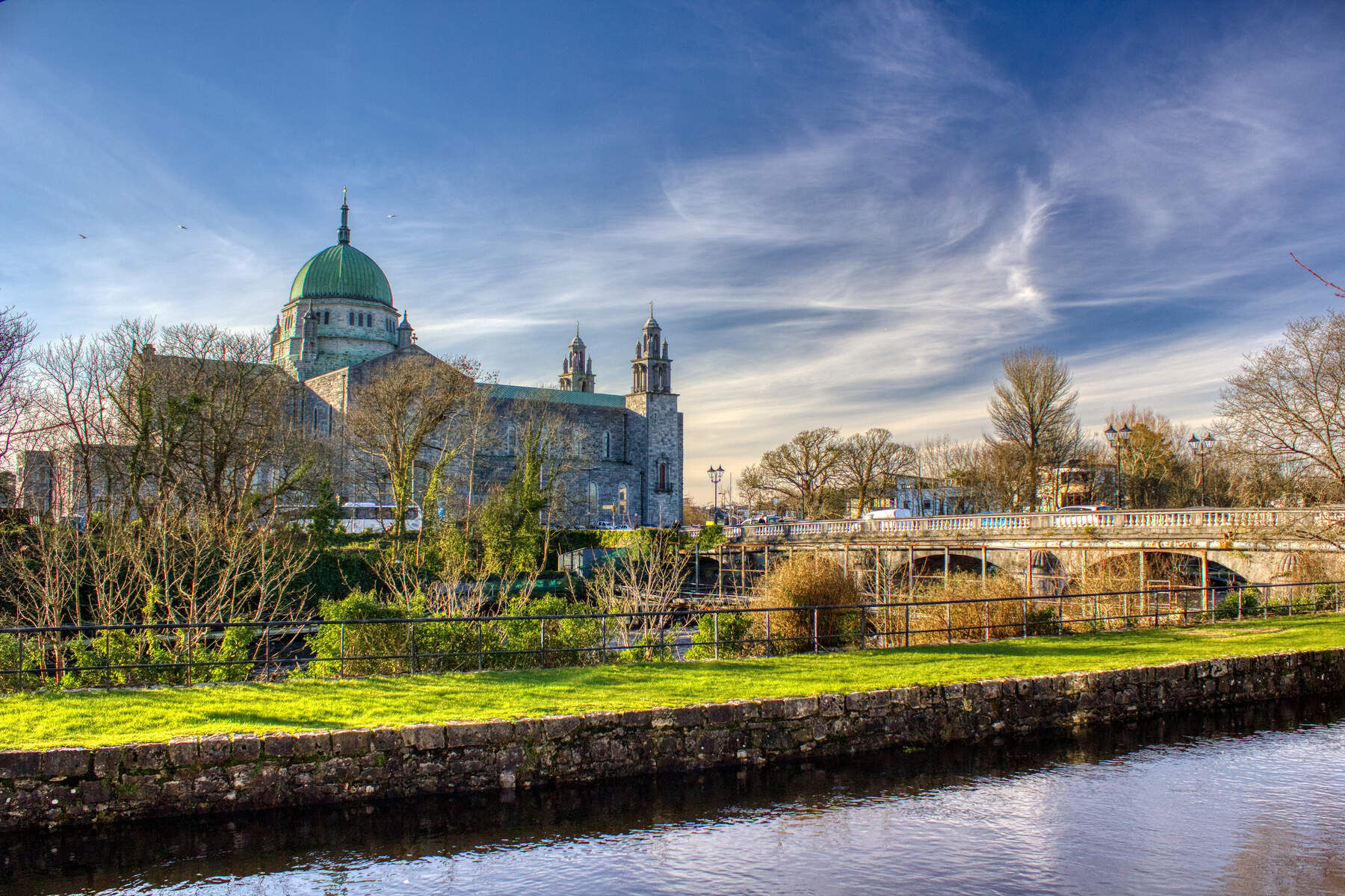 Hop-on-Hop-off sightseeing tour of Galway City. Galway. 24 hour ticket. Guided