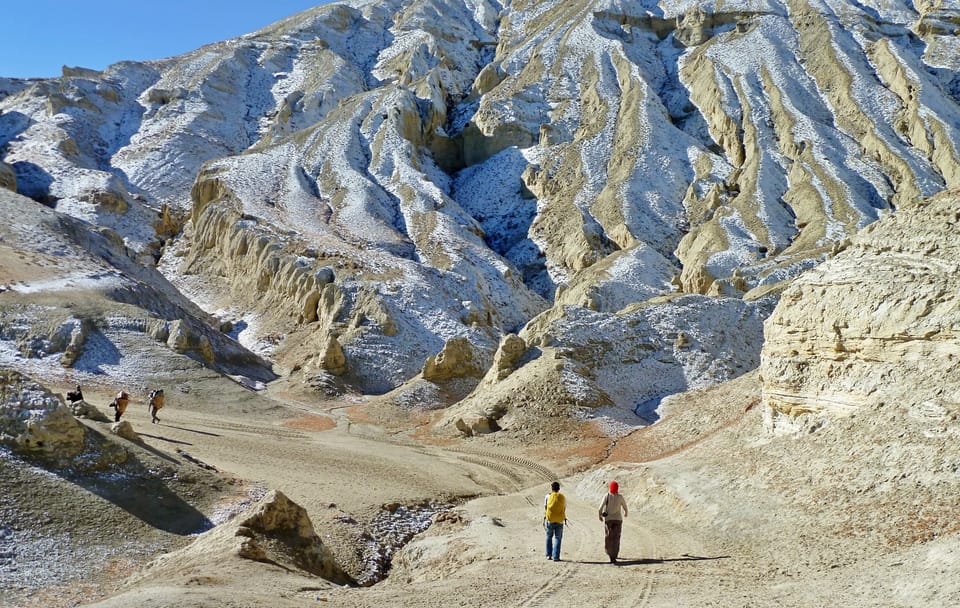 Upper Mustang Trek: Adventure in Lo Manthang, Nepal