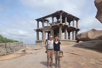 Bengaluru to Hampi Heritage Tour with Chitradurga Stop