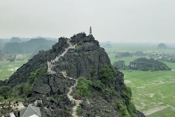 Ninh Binh day trip: Hoa Lu Temple, Trang An boat ride, Mua Cave hike