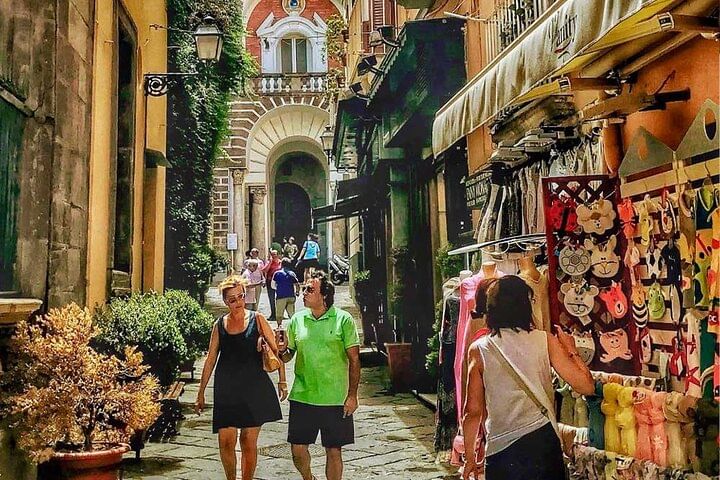 Guided Walking Tour of Sorrento with Limoncello Tasting