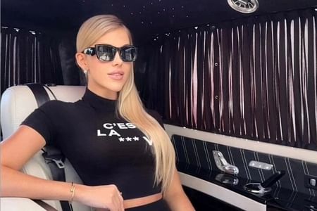 Istanbul Airport Minivan or Minibus Private Transport