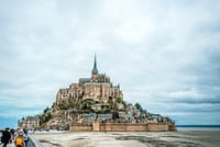 Mont Saint Michel Private VIP Tour with with Louvre Photoshoot 1