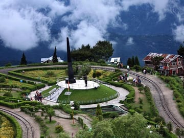 Darjeeling Tea Estate Experience and Cultural Tour