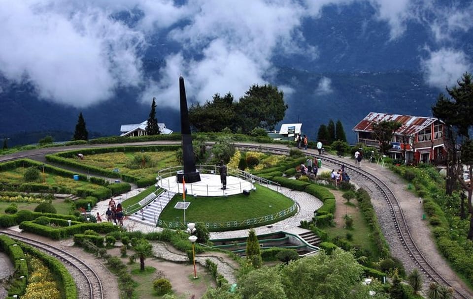 Darjeeling Tea Estate Experience and Cultural Tour