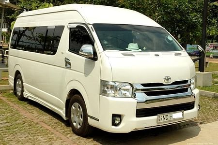 Private Transfer from Colombo to Kandy: Comfortable & Direct Service