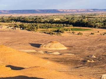 2-Day Adventure Tour of Black and White Desert from Cairo