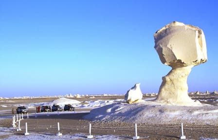 3-Day Adventure Tour to White Desert and Bahariya Oasis from Cairo