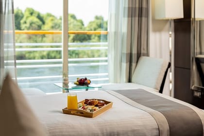 4 Days Nile Cruise Aswan Luxor Hot Air Balloon with Abu Simbel