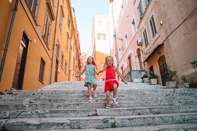 Rome Private Family Walking Tour with Games for Kids