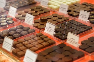 Paris Marché d’Aligre Walking Tour with Chocolate and Cheese Tasting