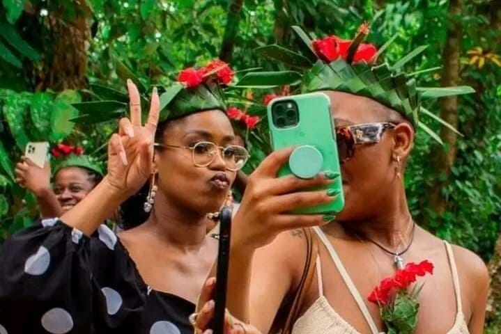 Turtle Beach Boat Tour & Mud Bath & Thermal Pool in Marmaris