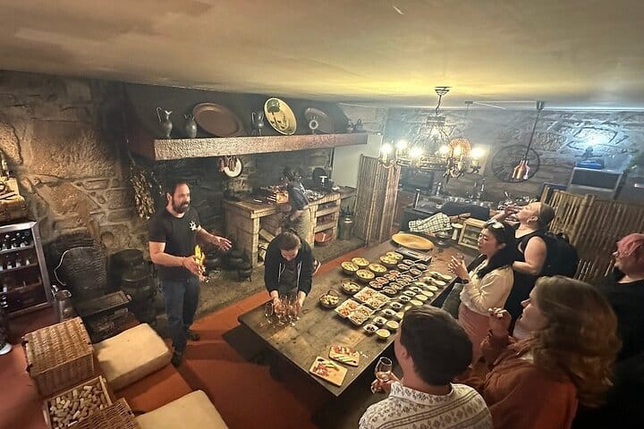 DOURO VALLEY: Premium Wine Tour, Lunch at Winery & Private Cruise