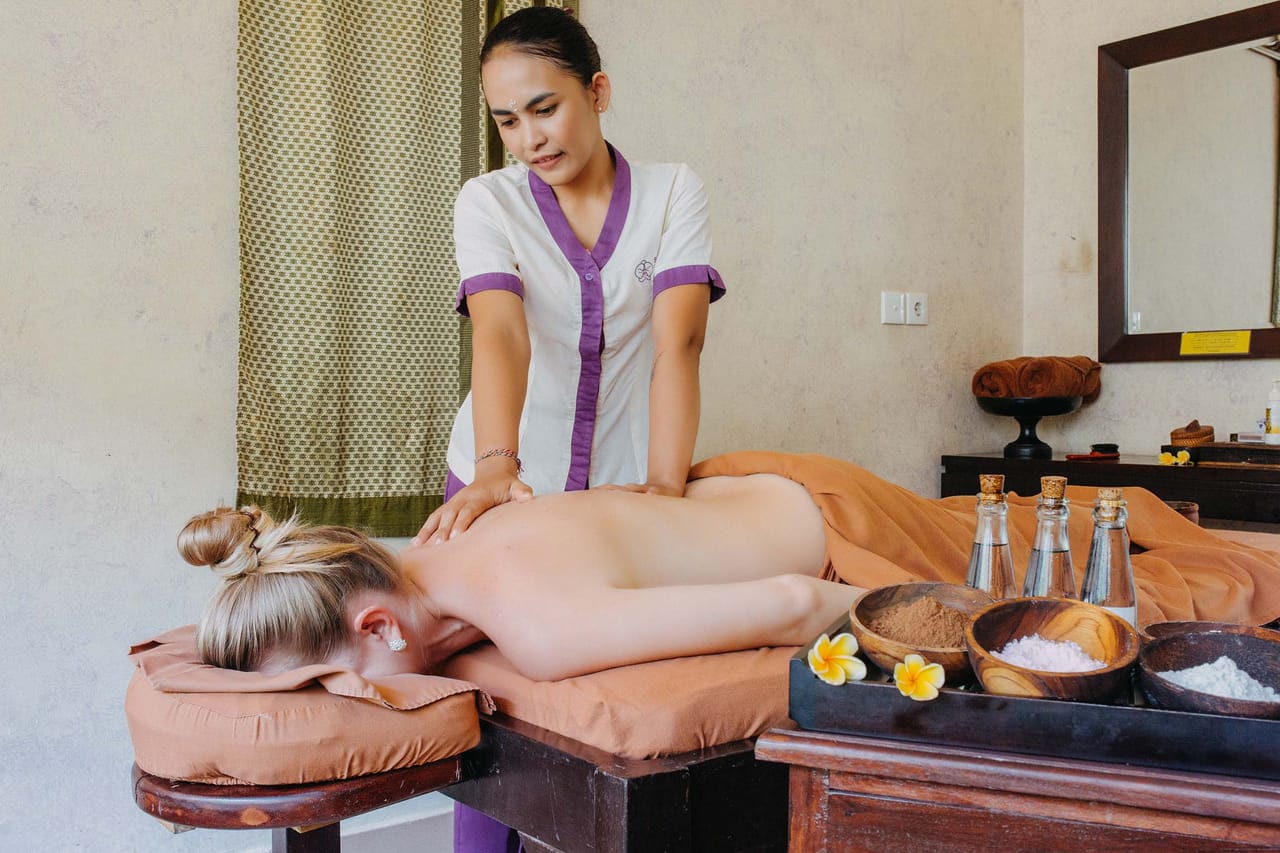 Bali Airport Departure Transfer with 2-Hour Spa Treatment 7