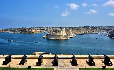Valletta Walking Tour: Explore Malta's Capital in a Small Group