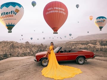 Classic Car Sunrise and Sunset Tour in Göreme, Türkiye