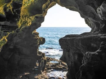 Hercules Caves near Tangier – legendary landscapes on your luxury Moroccan getaway