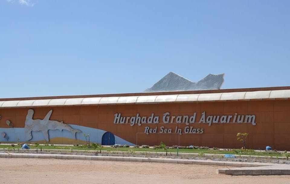 Hurghada Grand Aquarium Discovery Tour with Tickets & Transfers