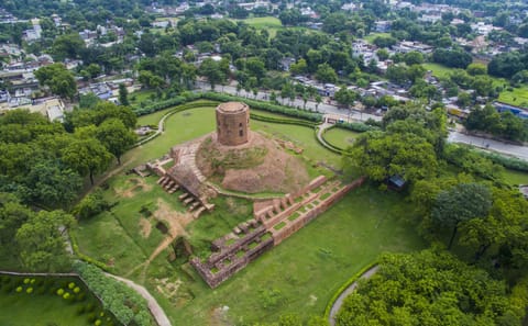 Cultural and Historical Tour of Delhi and Iconic Indian Sites