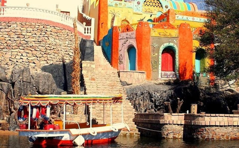 Private Guided Tour of Nubian Village and Philae Temple in Aswan