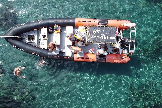 Excursión en barco a Cabo de Gata con snorkel