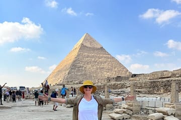 Private All Inclusive 2 Days and 2 Night Pyramids and Cairo Tour
