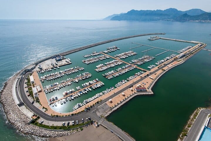 Private Transfer from Positano to Salerno  7