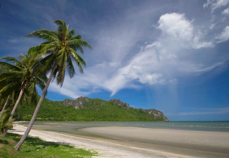 Stunning Prachuabkirikhan & Ao Manao - the City of Three Bays Private Tour from Hua Hin 9