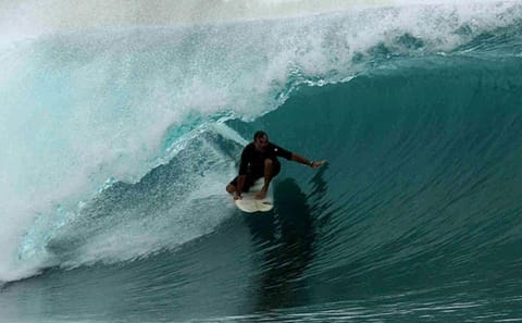 Surfing Experience in Wathuregama, Sri Lanka