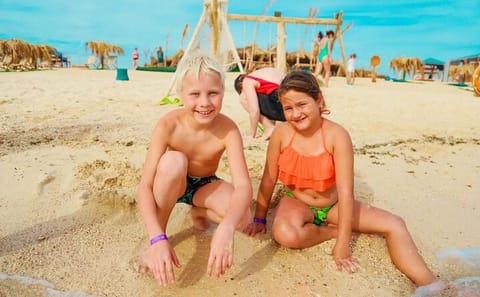 Nemo Island Snorkeling Cruise with Lunch from Hurghada