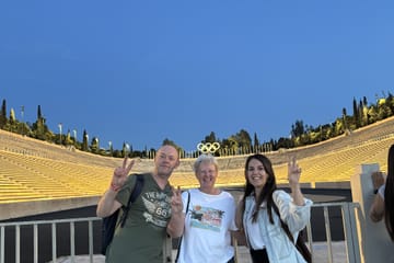 Private Car Tour of Athens' Key Landmarks and Acropolis