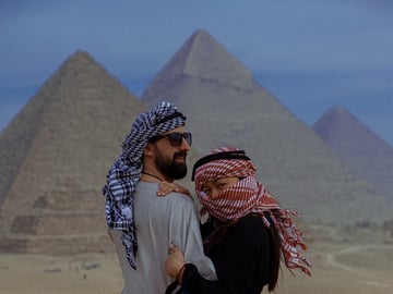 Cairo Layover: Giza Pyramids, Egyptian Museum & Dinner Cruise