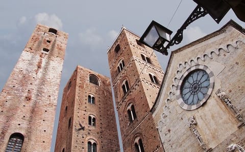 Private Guided Walking Tour of Historic Savona, Italy