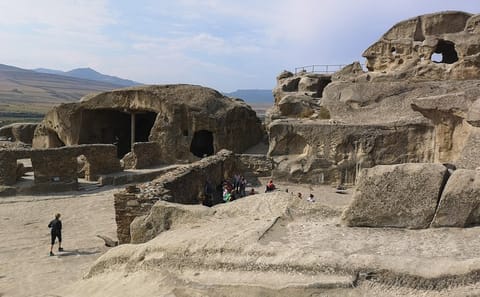 Private Day Tour of Gori, Uplistsikhe, Mtskheta, and Jvari