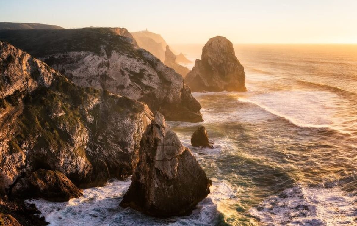 Sintra Full-Day Guided Tour: Pena Palace & Quinta da Regaleira