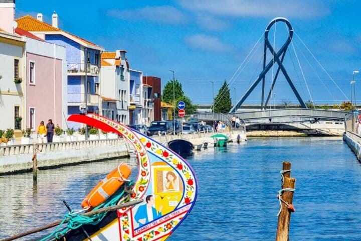 AVEIRO & COSTA NOVA: Full-Day Private Tour from Porto